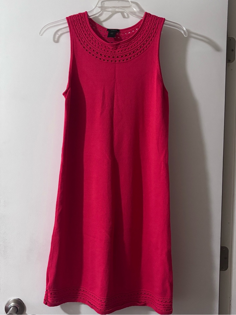 Ann Taylor Factory Red Ruby Knit Sleeveless Eyelet Trim Sweater Dress Medium